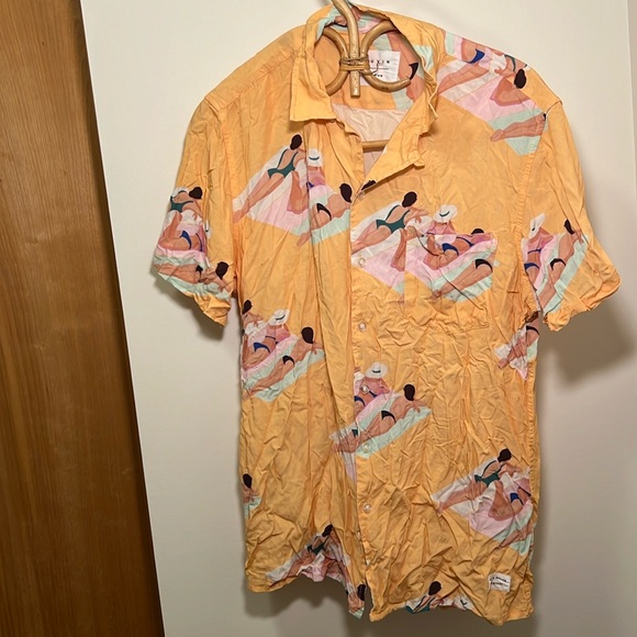 Duvin Design John B. Beach day button-up | size M - Picture 3 of 3
